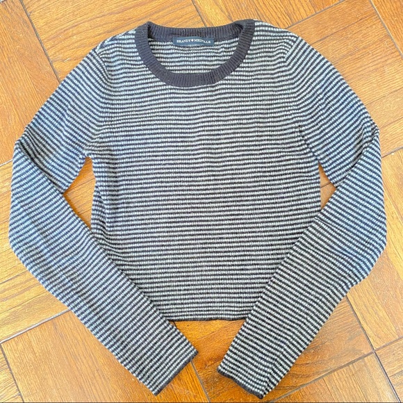 Brandy Melville Sweaters - Brandy Melville Black/Grey Ribbed Cropped Sweater